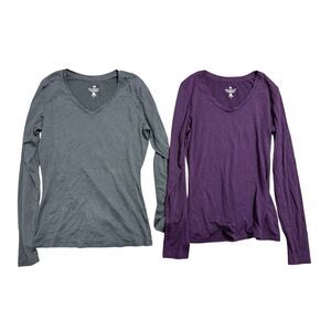 Bundle Lot of Two (2) Seg’ments 100% Merino Wool Woolmark V Neck Long-sleeves